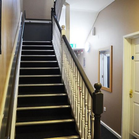 The Robin 2 Hotel Wolverhampton Dış mekan fotoğraf