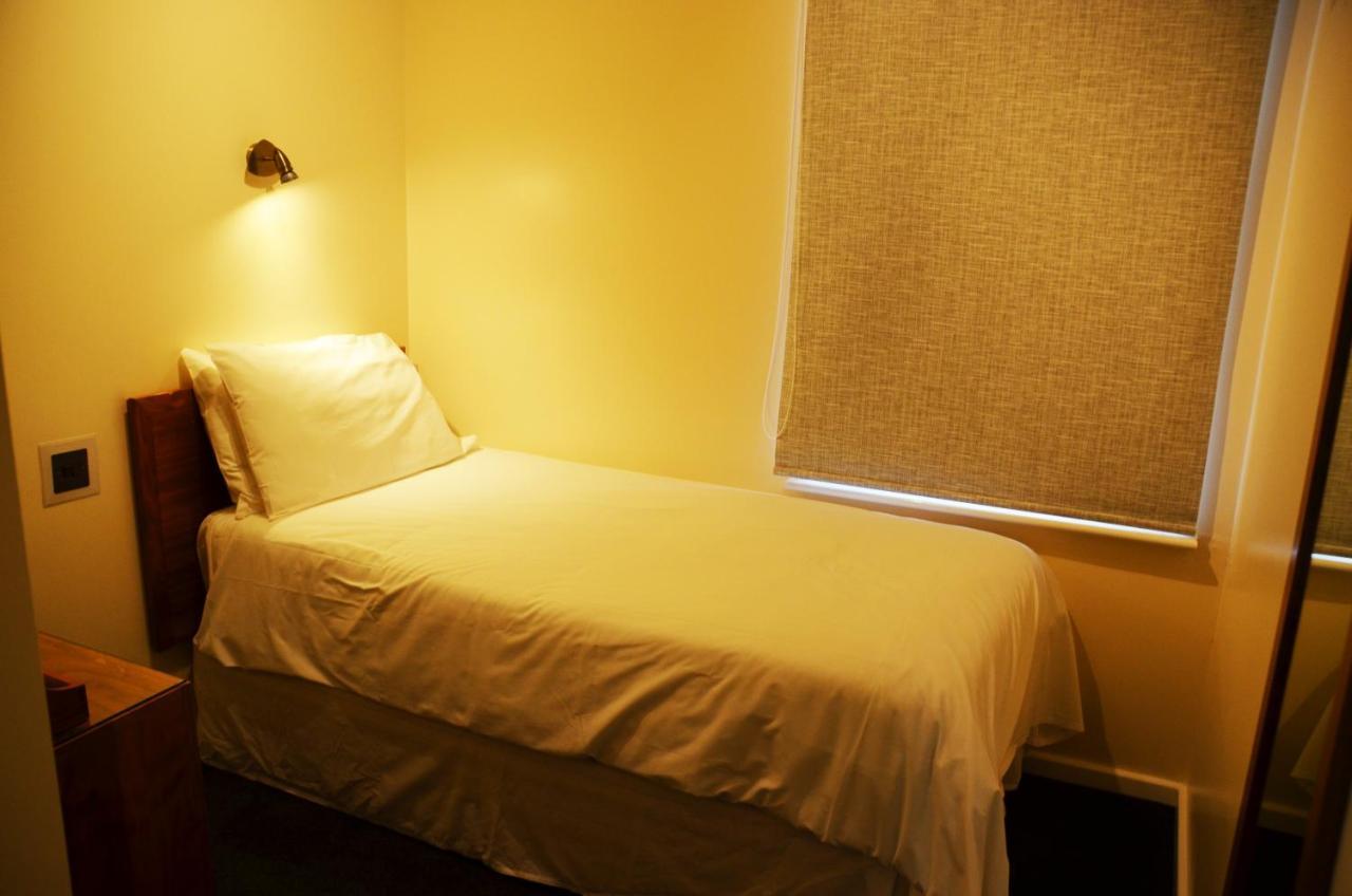 The Robin 2 Hotel Wolverhampton Dış mekan fotoğraf
